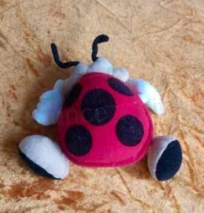 Plyšová hračka Beruška 25 cm (D905)