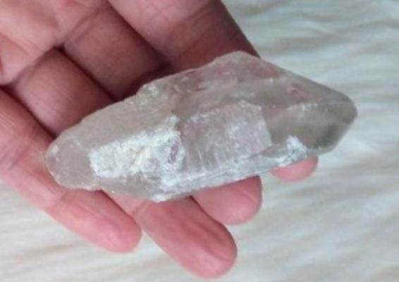 Křišťál špice 85 g (Brazilie) (X1796)