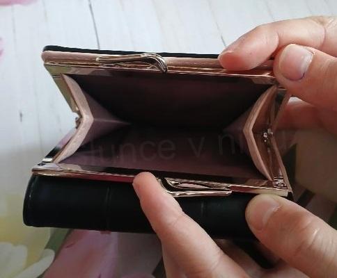 Dámská krátká peněženka z PU kúže (J43)