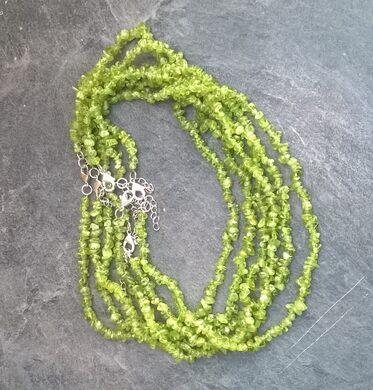 Olivínový tromlovaný náhrdelník 53 cm (X1908)