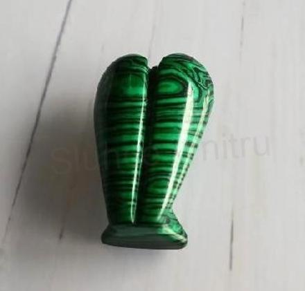 Minerální anděl malachit 15 g (X1961)