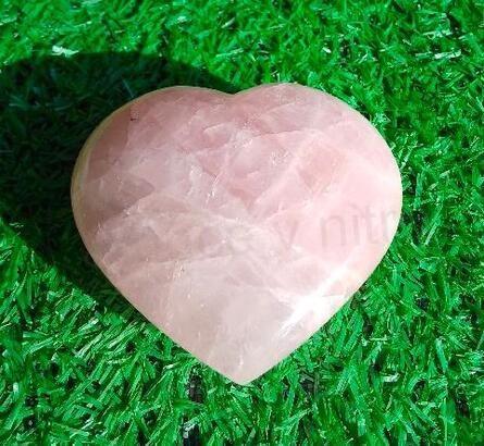 Růženín hmatka srdce 92 × 97 mm | 445 g (X1989)