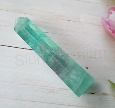 Fluorit zelený broušená špice 99 mm | 88 g (X1990)
