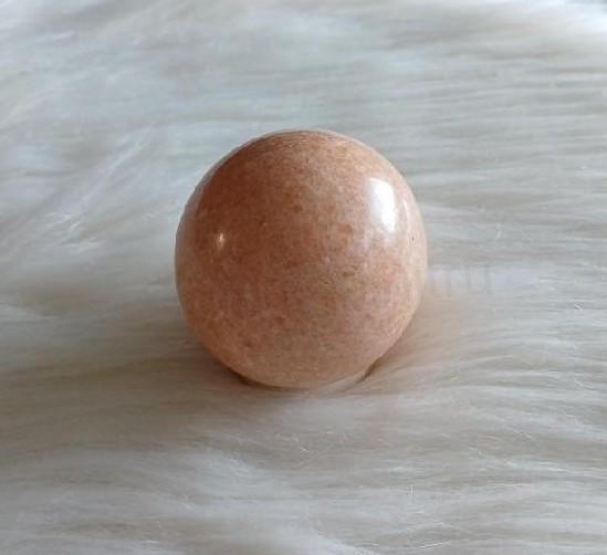 Sluneční kámen koule leštěná 48 mm | 151 g (X2162)