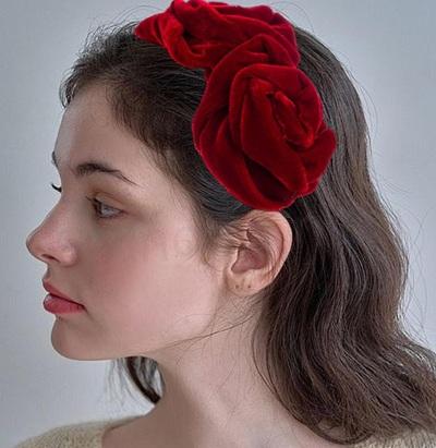 Květinová červená vlasová čelenka (H717)