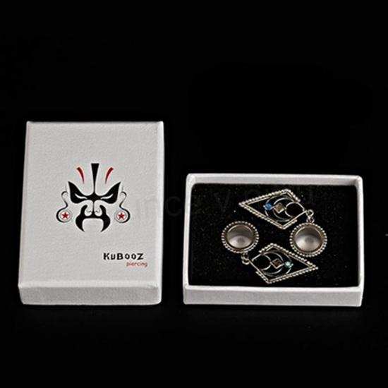 Tunel do ucha s přívěskem – opál, chirurgická ocel (BB944)