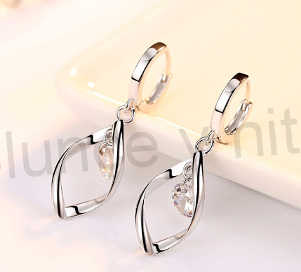 Postříbřená souprava se zirkonem (BE144)