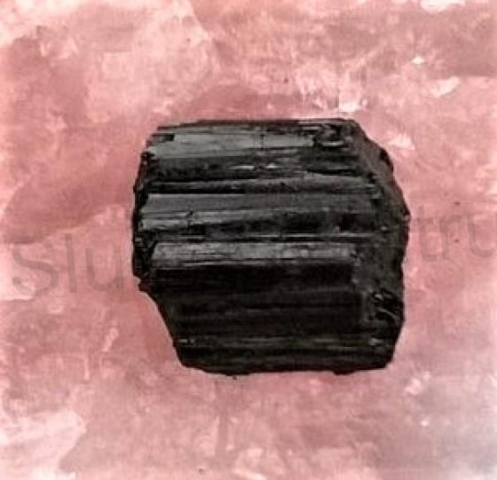 Turmalín surový 25 g (Brazílie) (X625)