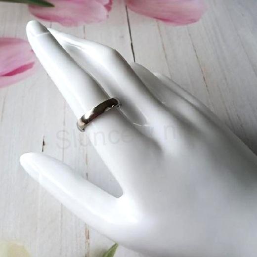 Nematný nerezový hladký prsten velikost 57 (BP363)