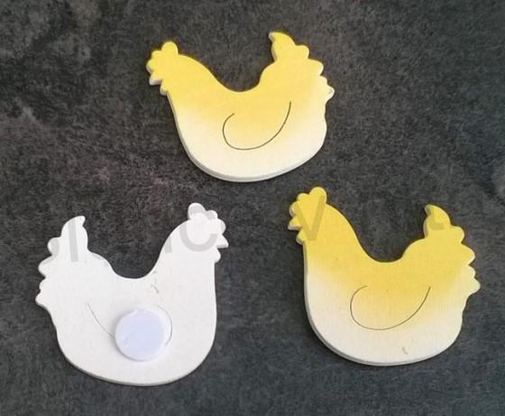 Nalepovací dřevěná slepička barevná, výřezy (V34)