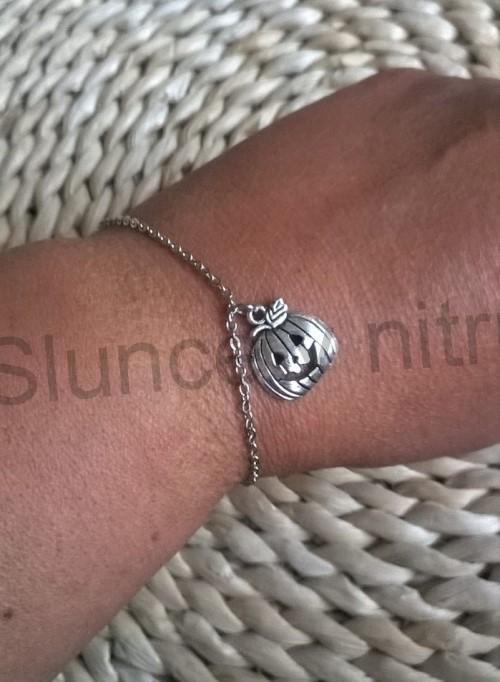 Řetízkový náramek veselá dýně (BC529)