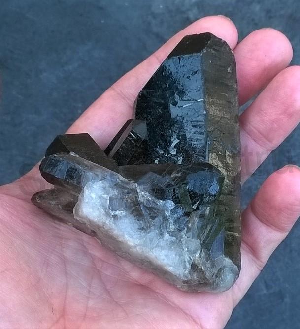 Záhněda, morion - srostlice 190g (Brazílie) (X994)