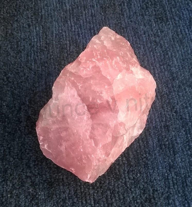 Velký Růženin surový 1901g (Madagaskar) (X1220)