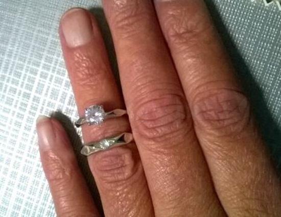 Nastavitelné snubní prsteny se zirkony (BP402)