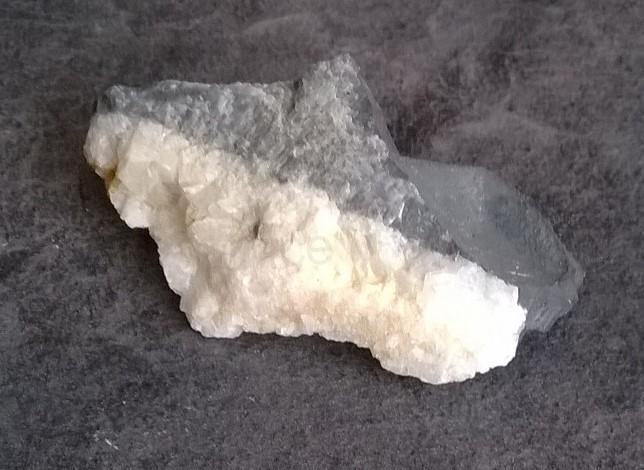 Drúza kalcitu 30 g (Česká Republika) (X1381)