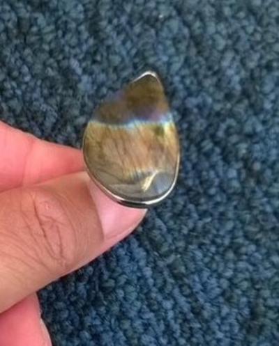 Nastavitelný minerální prsten labradorit (X1444)