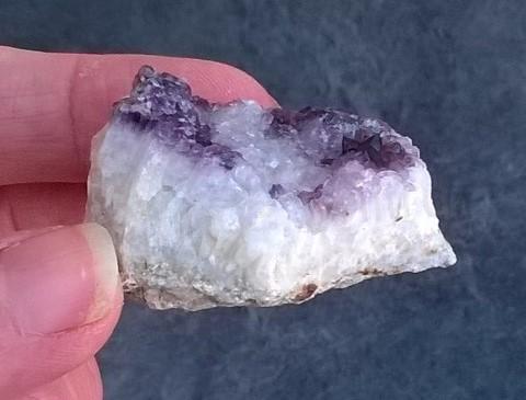 Ametyst drúza 38 g (Česká Republika) (X1453)