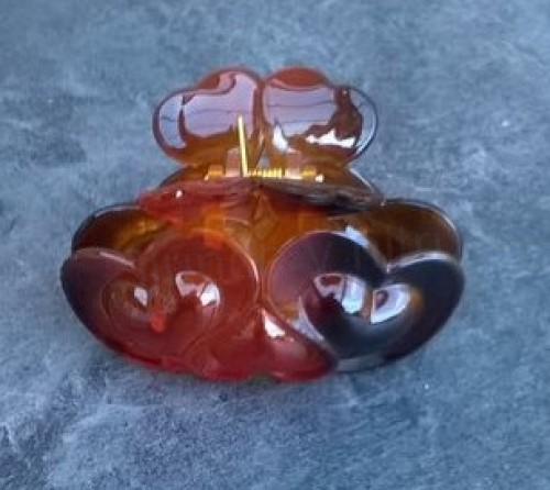 Střední skřipec do vlasů s ozdobou srdce. srdíčko 8,5 x 5,4 cm (H416)