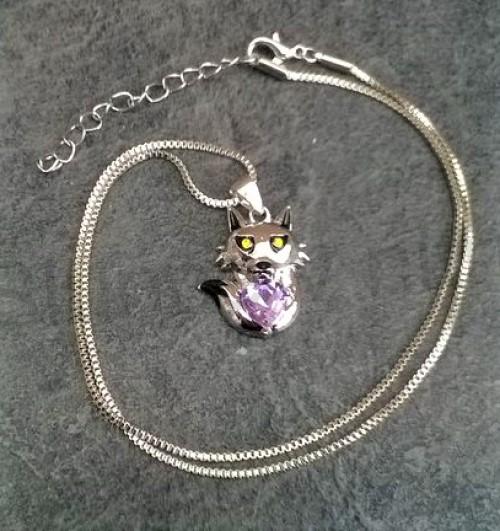 Náhrdelník s přívěškem vlka (BD663)