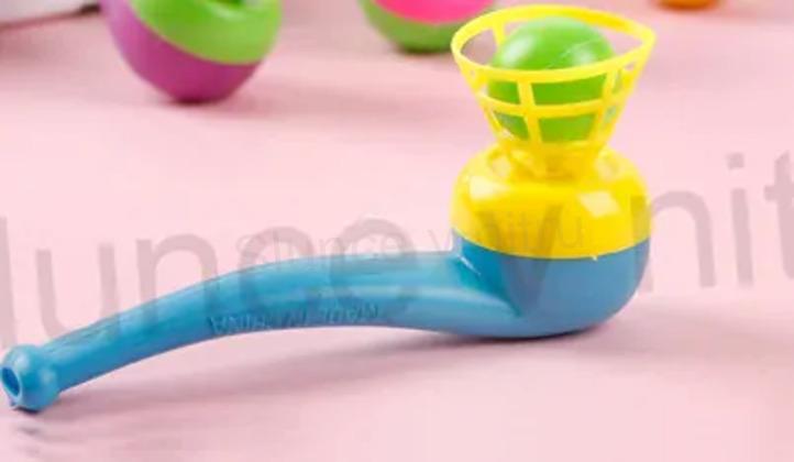 Foukačka s míčkem plastová (D61)