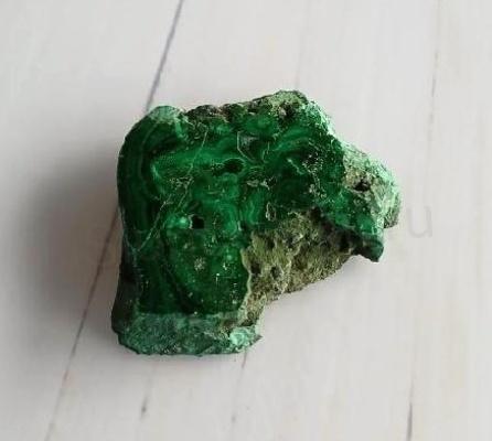 Malachit plátek 36 g (X1948)