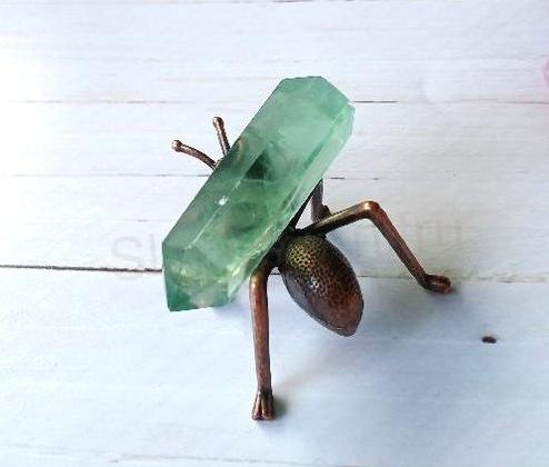 Fluorit zelený broušená špice 47 mm | 20,9 g (X2003)