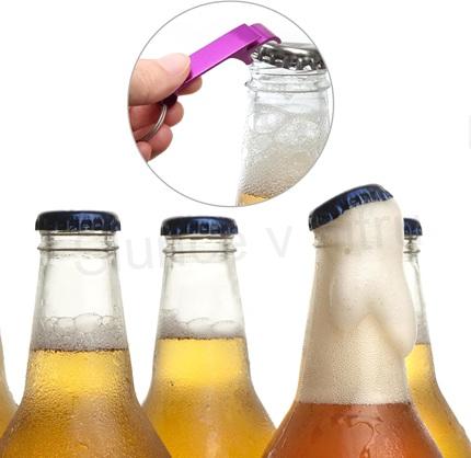 Klíčenka, přívěsek na klíče otvírák lahví písmeno F fialový (H701)