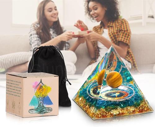 Orgonitová pyramida - znamení váhy, tygří oko 6,2 x 5,9 cm (PP214)