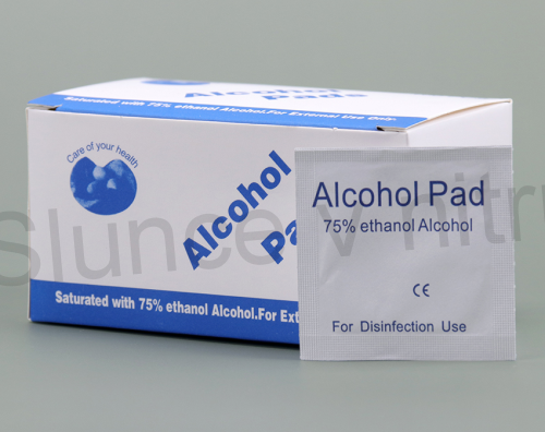 Desinfekční polštářek 75% alkoholu - 10 ks  (F28)