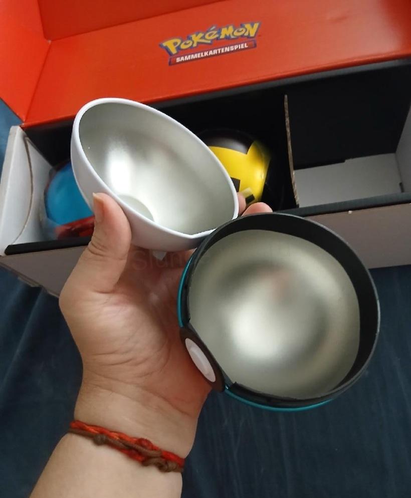 Pokéball Tin‑Box‑Bundle – Pokéball, Premierball – sběratelská sada (D1253)