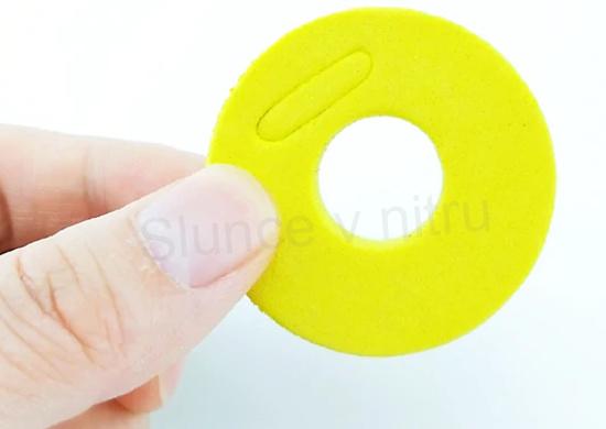 Zásobník na návazce 4,5 x 4,5 cm žlutý (R9)