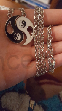 Náhrdelník s přívěškem JIN A JANG - 2 kusy (BD221)