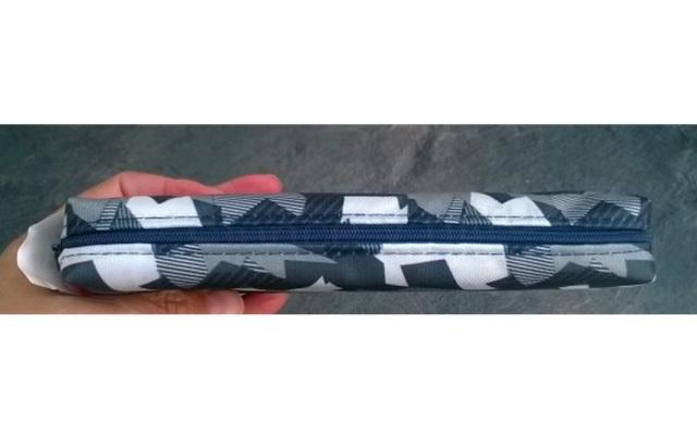 Studenský školní penál 21 x 7 cm maskovaný č.1 (E424)