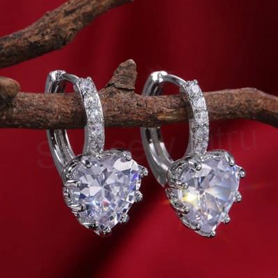 Kruhové náušnice srdce se zirkony červené (BE1)