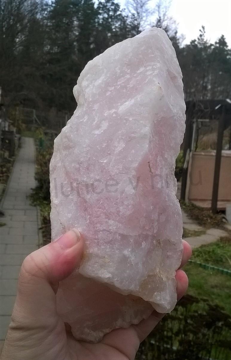 Velký Růženín surový 1942 g (Česká Republika) (X1317)