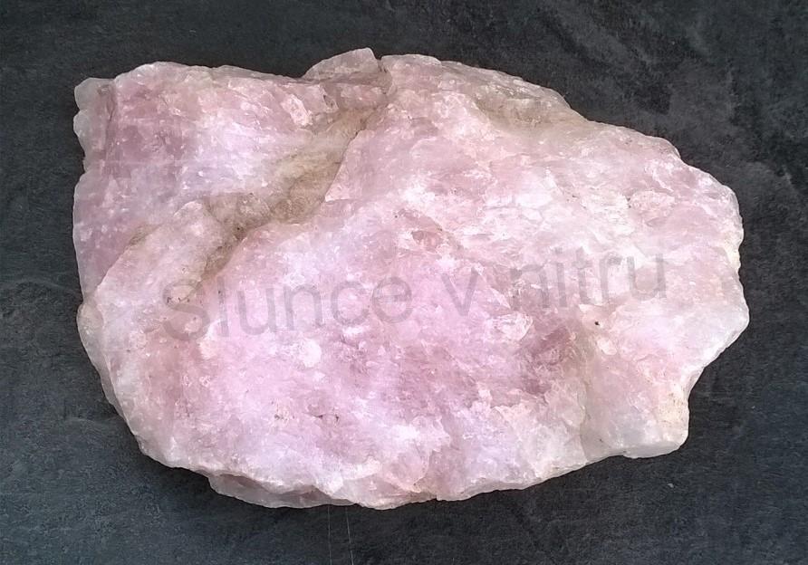 Velký Růženín surový 4582 g (Česká Republika) (X1318)