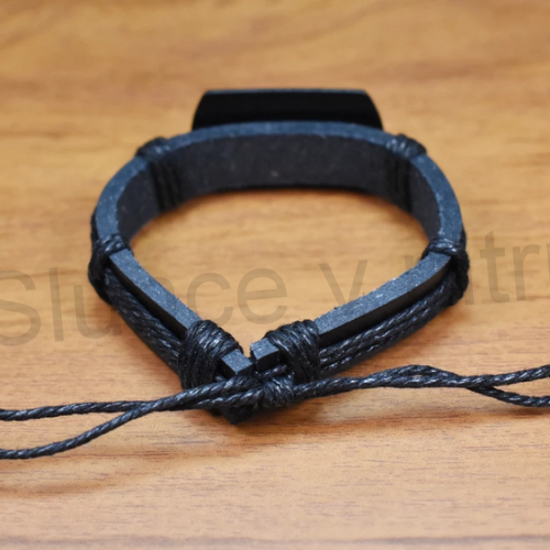 Kožený náramek nastavitelný s vlkem (BC541)