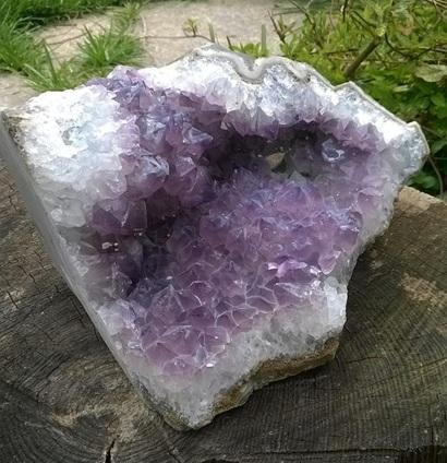 Ametyst drúza narostlá v chalcedonu 2760 g (Brazílie) (X1623)