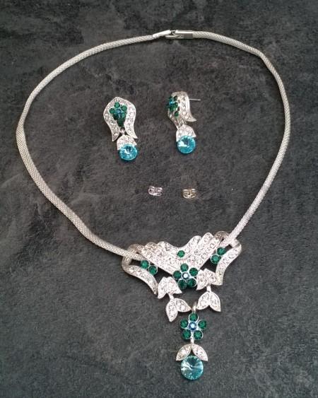 Souprava šperků s náušnicemi a kamínky (BS121)