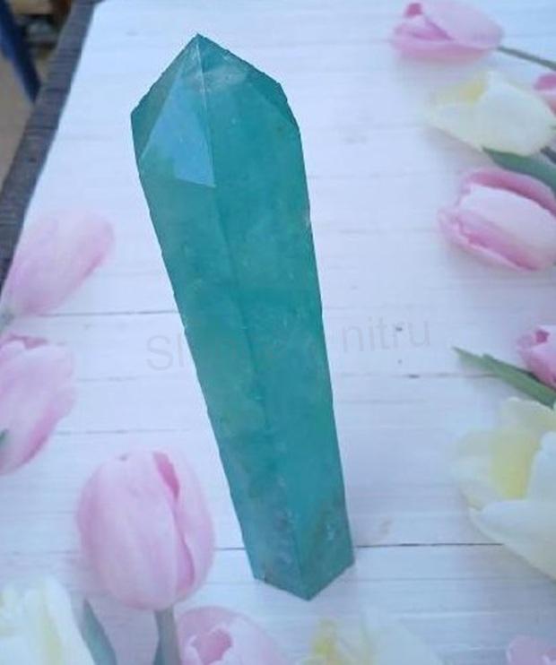 Fluorit broušená špice 200 mm | 548 g (X2158)