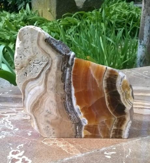 Aragonit řez 1161 g (Slovenská Republika) (X1610)