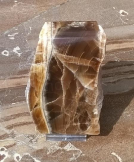 Aragonit řez 415 g (Slovenská Republika) (X1611)