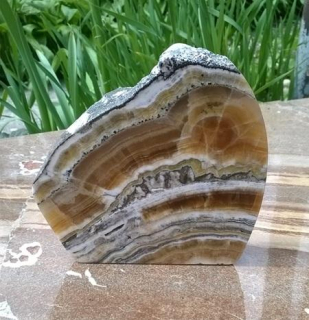 Aragonit řez 342 g (Slovenská Republika) (X1613)