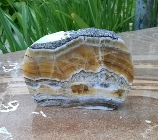 Aragonit řez 282 g (Slovenská Republika) (X1615)