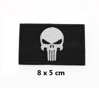Vojenská našivka - Punisher na suchý zip včetně nášivky číslo 3 (C668)