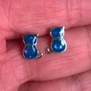 Puzetové náušnice kočka z chirurgické oceli s opálem (BB732)