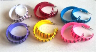 Kruhové rackové náušnice ve tvaru C více barev (BB734)