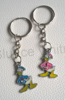 Přívěsek, klíčenka na klíče Kačer donald více barev (D720)