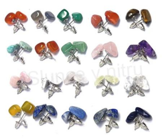 Minerální puzetové náušnice mix (X1708)