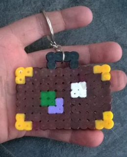 Přívěsek, klíčenka na klíče kufr (D726)